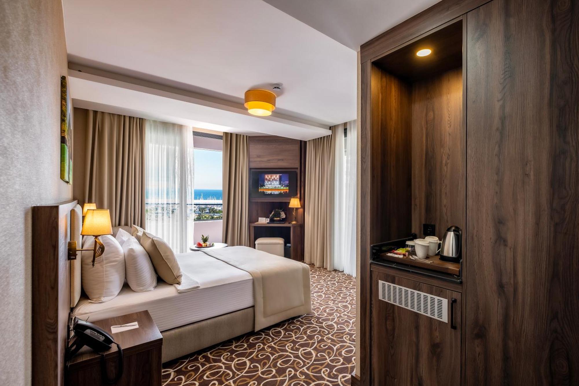 Park Dedeman Mersin Marina Ciftlik  Экстерьер фото